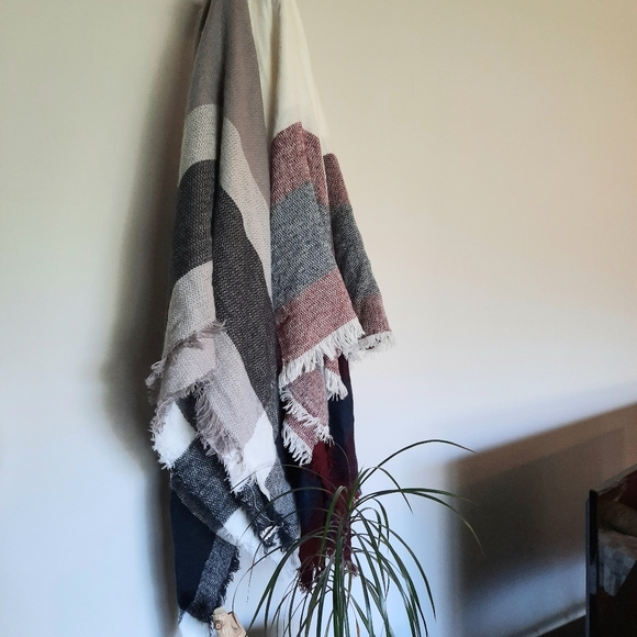 2 🍂 garage scarves. Large, warm, stylish. - Picture 10 of 10